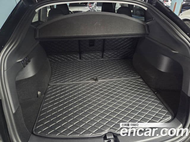 Tesla модель Y Long Range AWD, 2024 3