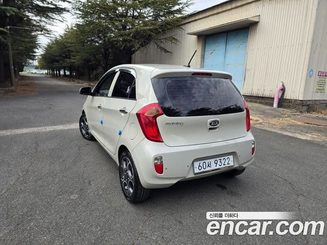 Kia All New Morning Luxury, 2013 4