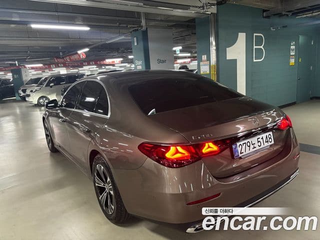 Mercedes-Benz E-класс W214 Avantgarde, 2025 3