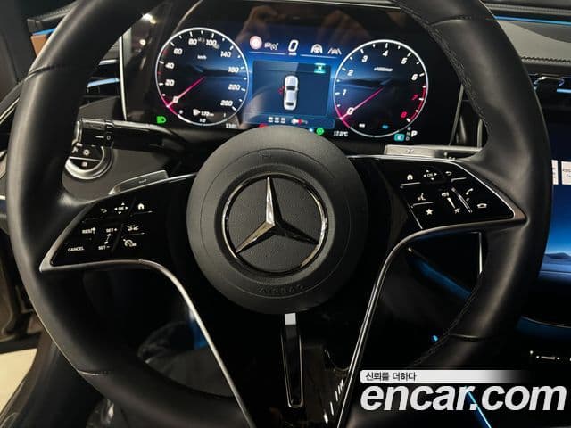 Mercedes-Benz E-класс W214 Avantgarde, 2025 11