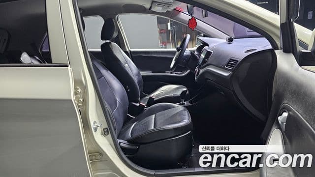 Kia The / новый New Morning Luxury, 2016 10