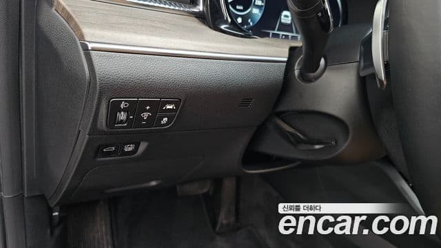 Kia K5 гибрид 3세대 Signature, 2023 18