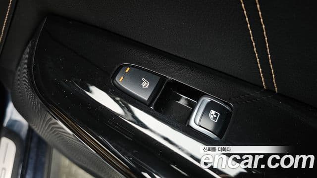 Kia K5 гибрид 3세대 Signature, 2023 19