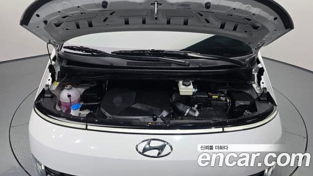 Hyundai Staria Modern, 2023 6