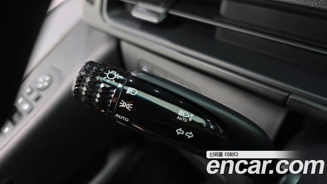 Hyundai Staria Modern, 2023 18