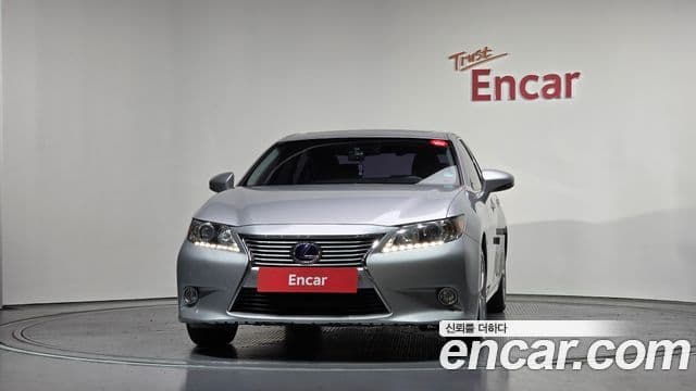 Lexus New ES300h XV60, 2013 3