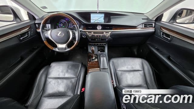 Lexus New ES300h XV60, 2013 7