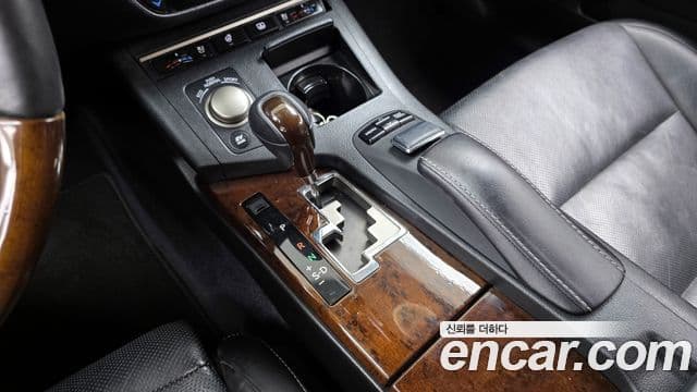 Lexus New ES300h XV60, 2013 9