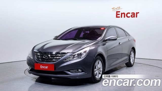 Hyundai YF Sonata Prime, 2011 1