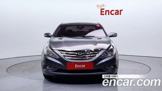 Hyundai YF Sonata Prime, 2011 3