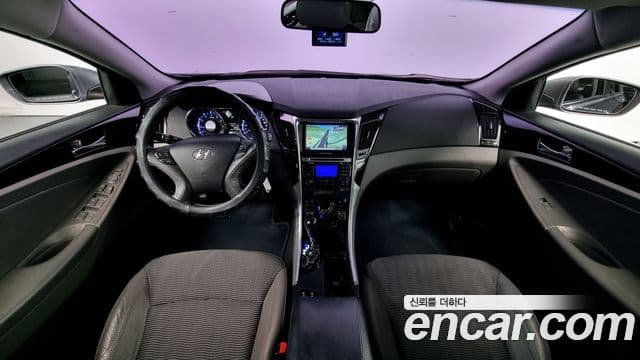 Hyundai YF Sonata Prime, 2011 7