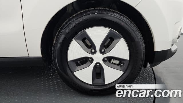 Kia Soul EV, 2018 все фото