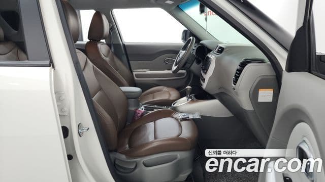 Kia Soul EV, 2018 11