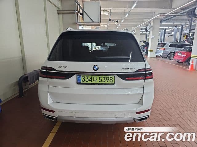 BMW X7 (G07) xDrive 40i Design Pure Excellence 7인승, 2025 3