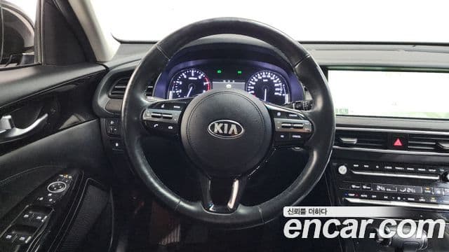 Kia K7 Premier 3.0 LPI Trendy(арендный автомобиль), 2020 13