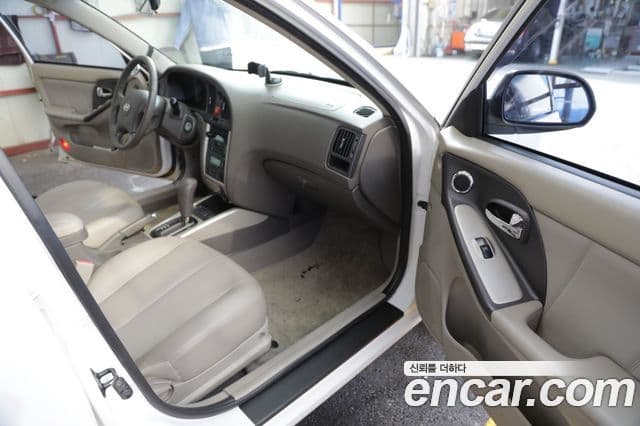 Hyundai New Avante XD топовая версия, 2003 10