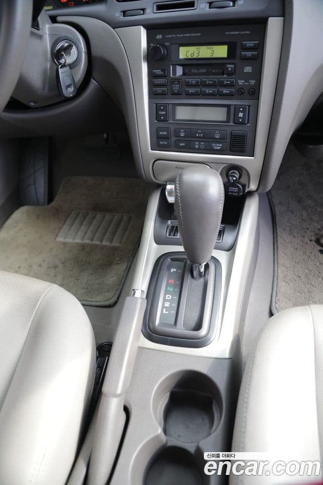 Hyundai New Avante XD топовая версия, 2003 12