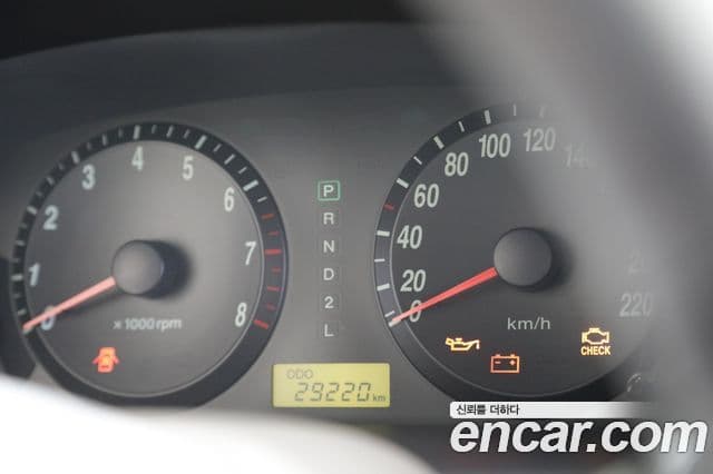 Hyundai New Avante XD топовая версия, 2003 15