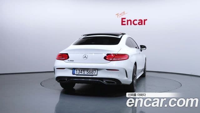 Mercedes-Benz C-класс W205 C200 купе, 2021 4