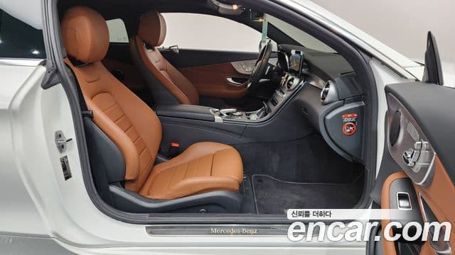 Mercedes-Benz C-класс W205 C200 купе, 2021 11