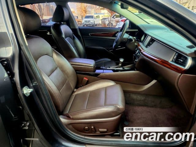 Kia All New K7 Noblesse, 2016 9