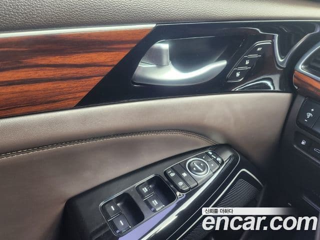 Kia All New K7 Noblesse, 2016 15