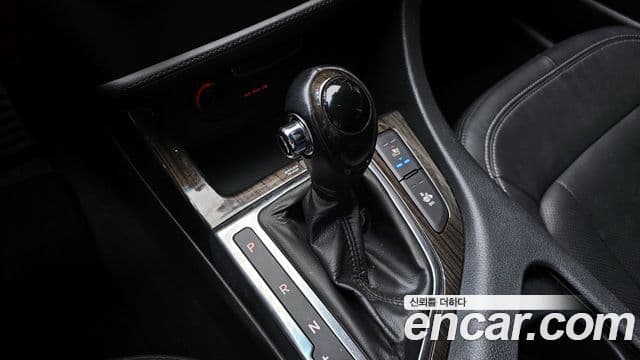 Kia K5 Prestige, 2012 9