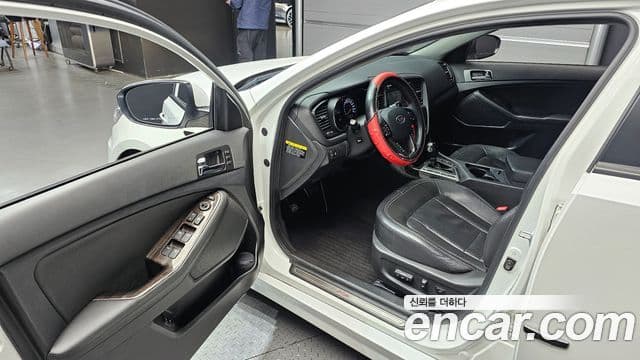 Kia K5 Prestige, 2012 10