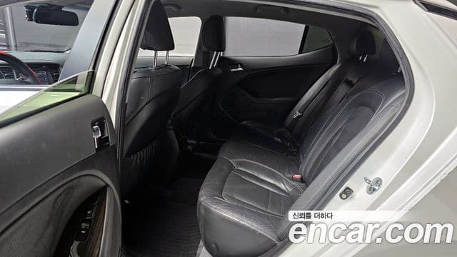 Kia K5 Prestige, 2012 13