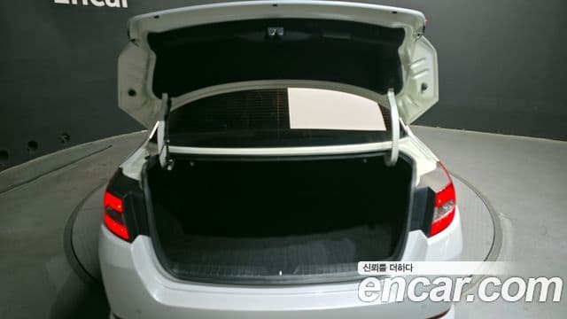 Kia K5 Prestige, 2012 20