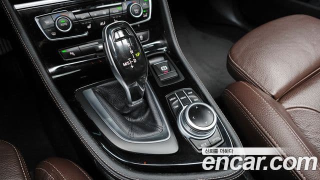 BMW 2시리즈 active 투어러 (F45) Luxury, 2021 9