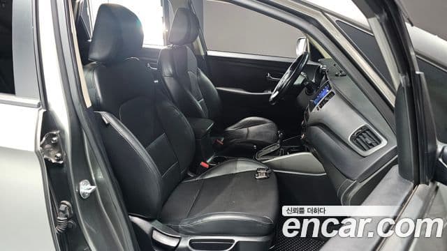 Kia All New Carens Prestige, 2014 10