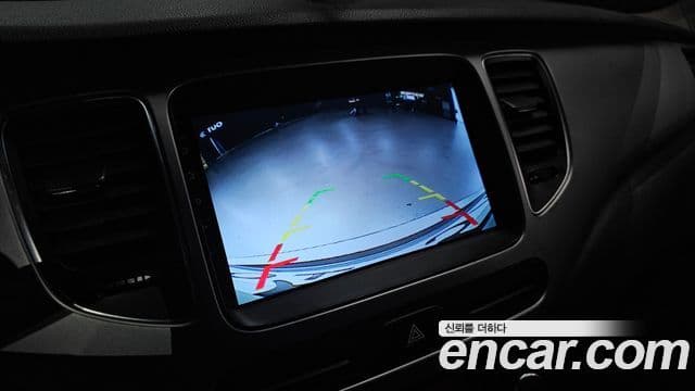 Kia All New Carens Prestige, 2014 15