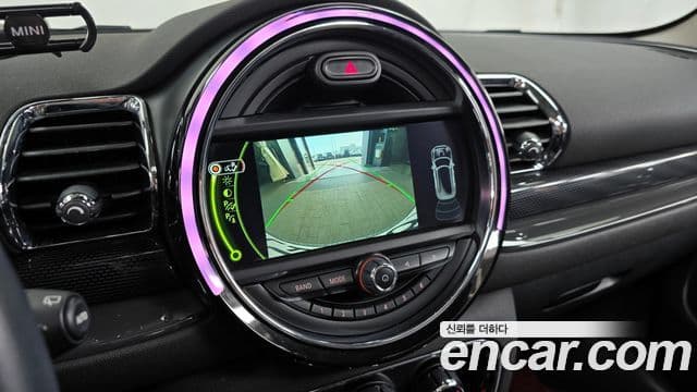 Mini Cooper S 클럽맨 2세대, 2016 15