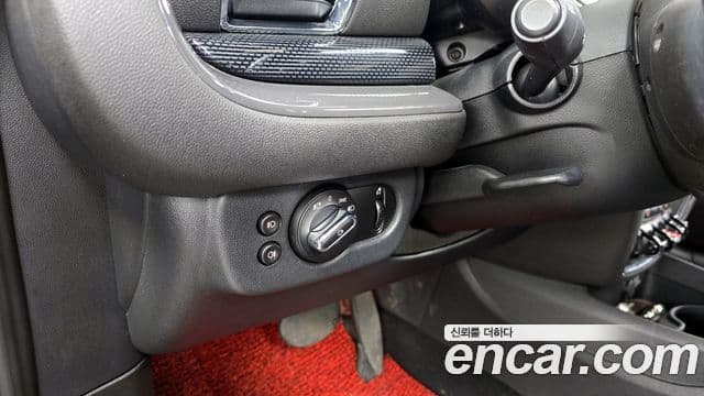 Mini Cooper S 클럽맨 2세대, 2016 16