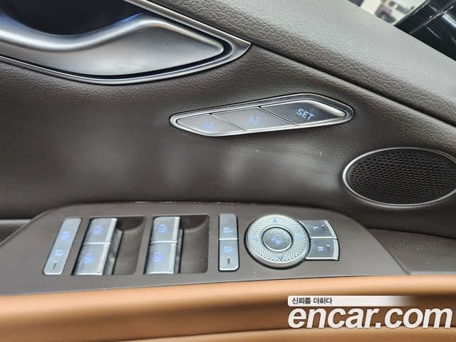 Genesis G80 (RG3) бензин 2.5 турбо AWD, 2024 4