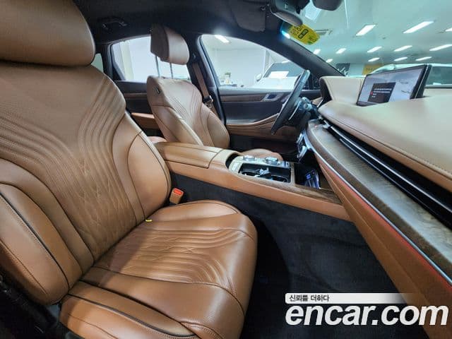 Genesis G80 (RG3) бензин 2.5 турбо AWD, 2024 16