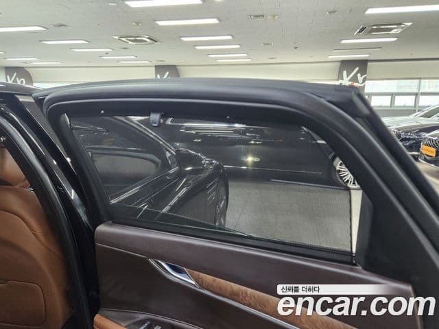 Genesis G80 (RG3) бензин 2.5 турбо AWD, 2024 17