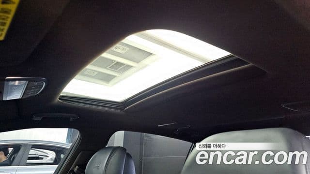 Genesis G90 Premium Luxury, 2019 18