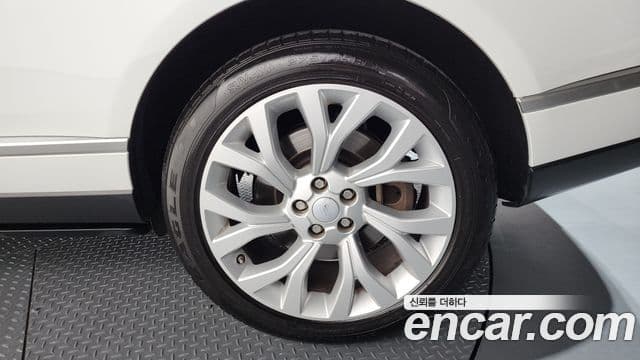 Land Rover Range Rover 4세대 4.4 SDV8 Vogue SE дизель, 2015 все фото