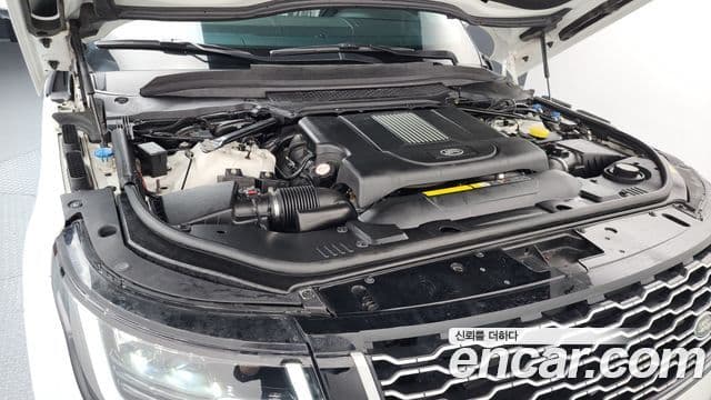 Land Rover Range Rover 4세대 4.4 SDV8 Vogue SE дизель, 2015 6