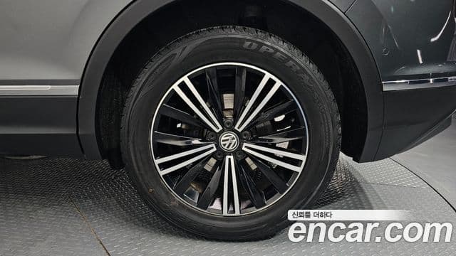Volkswagen Tiguan 2세대 Prestige, 2020 все фото