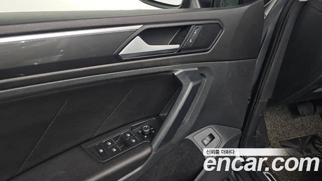 Volkswagen Tiguan 2세대 Prestige, 2020 18