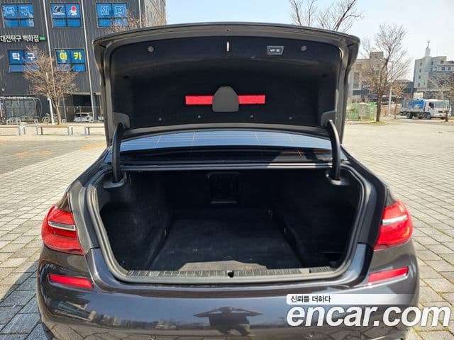 BMW 7시리즈 (G11) 750Li xDrive, 2016 8