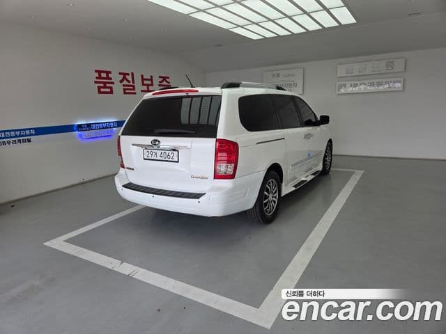 Kia Carnival R топовая версия, 2014 все фото