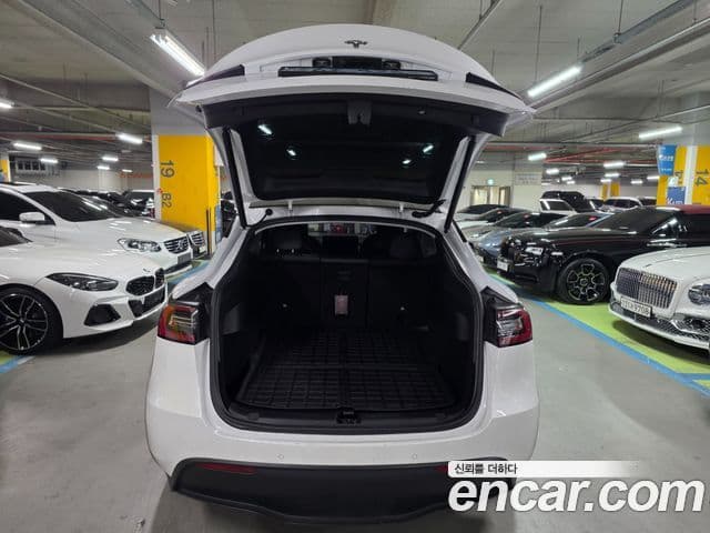 Tesla модель Y Long Range AWD, 2021 6