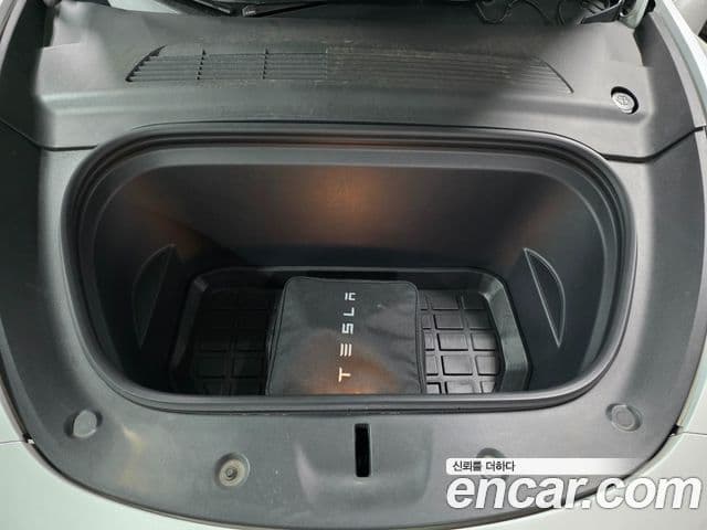 Tesla модель Y Long Range AWD, 2021 19