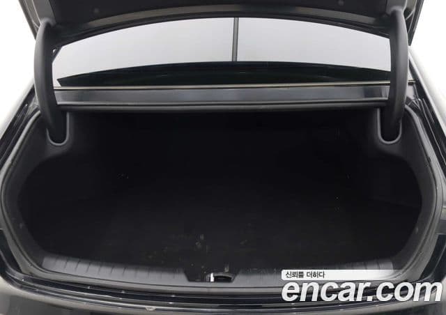 Hyundai Grandeur гибрид (GN7) Exclusive, 2023 все фото