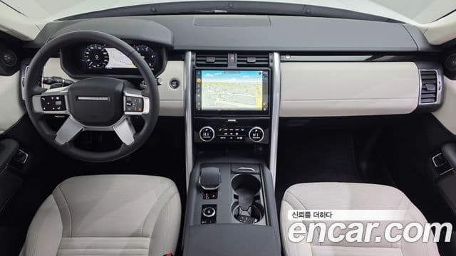 Land Rover Discovery 5 D250 S, 2024 4
