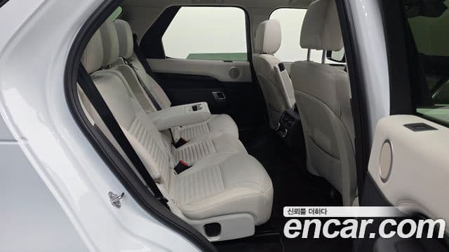 Land Rover Discovery 5 D250 S, 2024 все фото